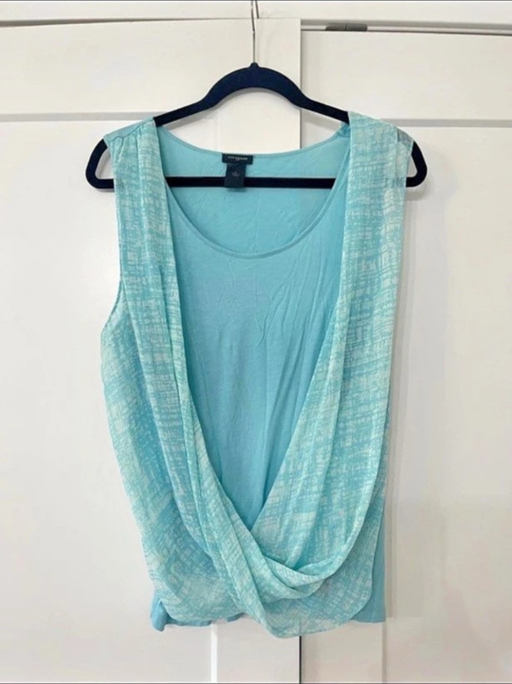 Ann Taylor Draped Front Tank Top in Blue Size large Like New